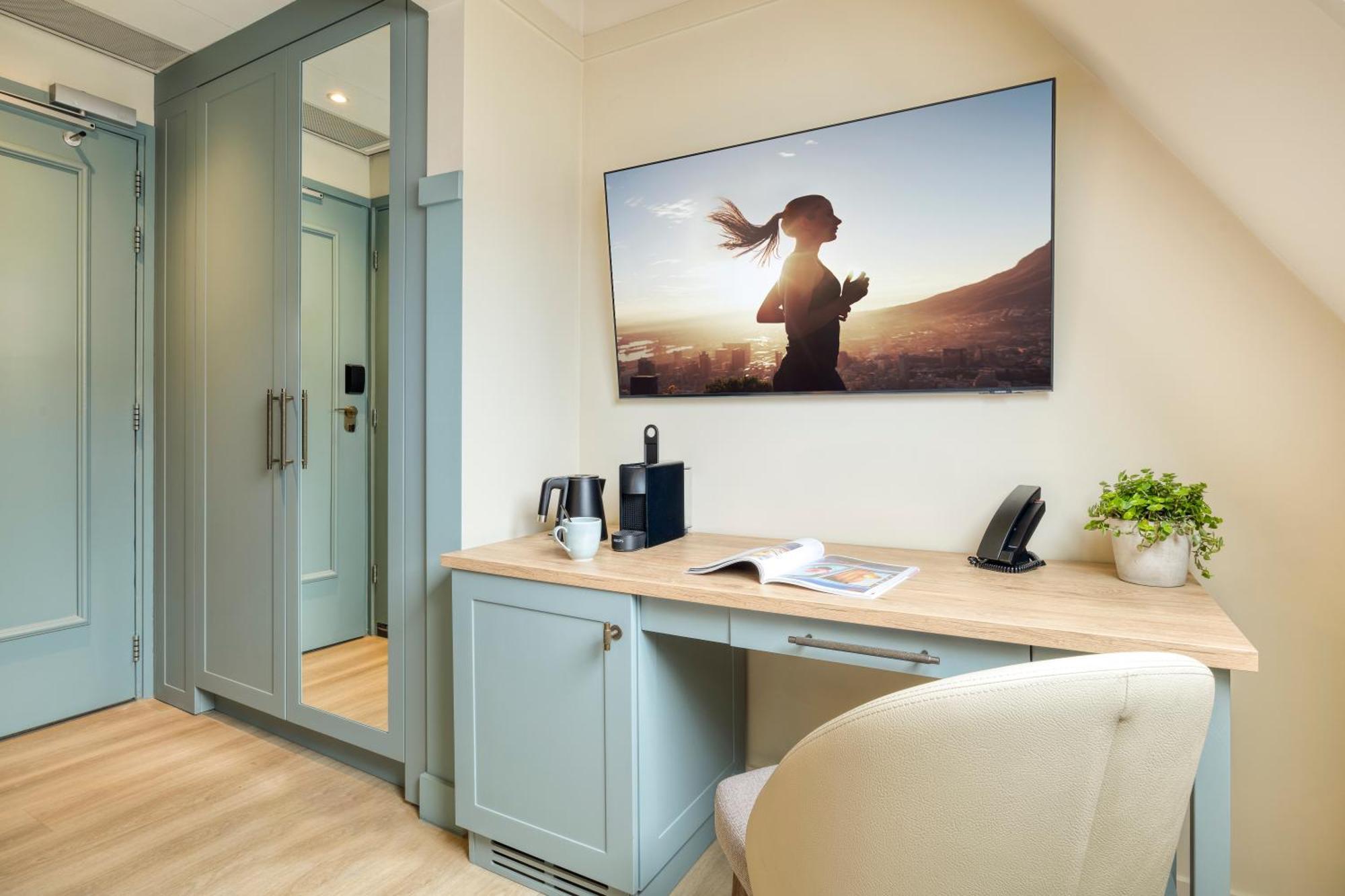 Khách sạn hẻo lánh Citadines Canal Amsterdam