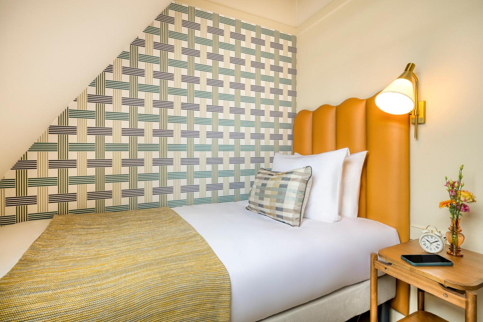Khách sạn hẻo lánh Citadines Canal Amsterdam