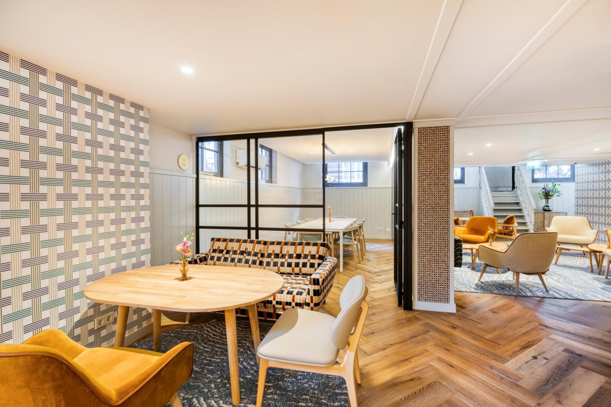 Khách sạn hẻo lánh Citadines Canal 4*