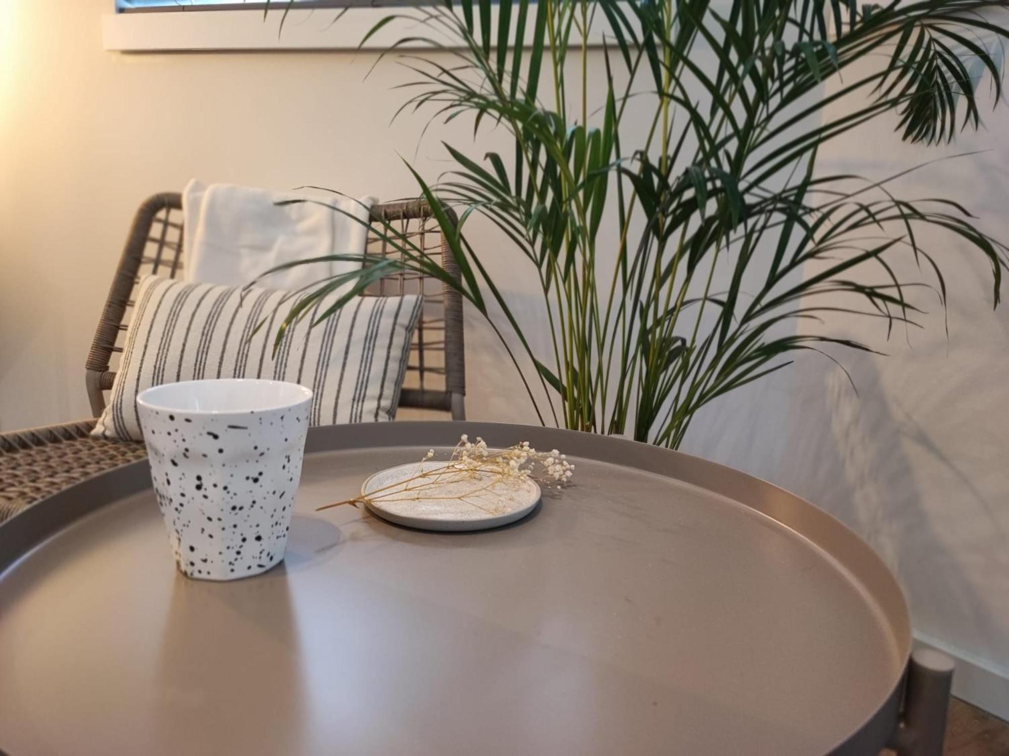 Luxury With Private Bathroom On Great Location. Ở trọ *