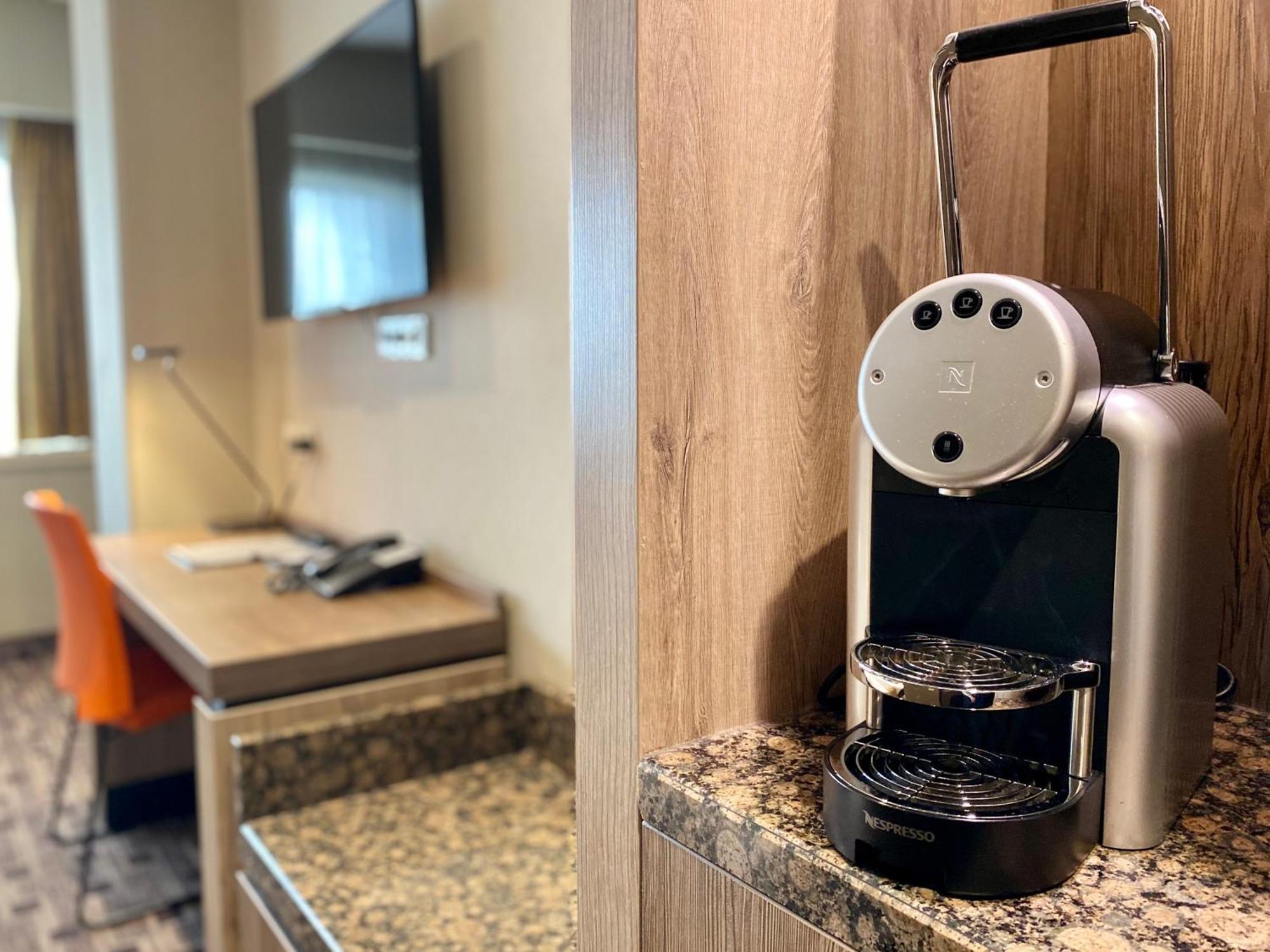Khách sạn Xo Blue Tower 4*