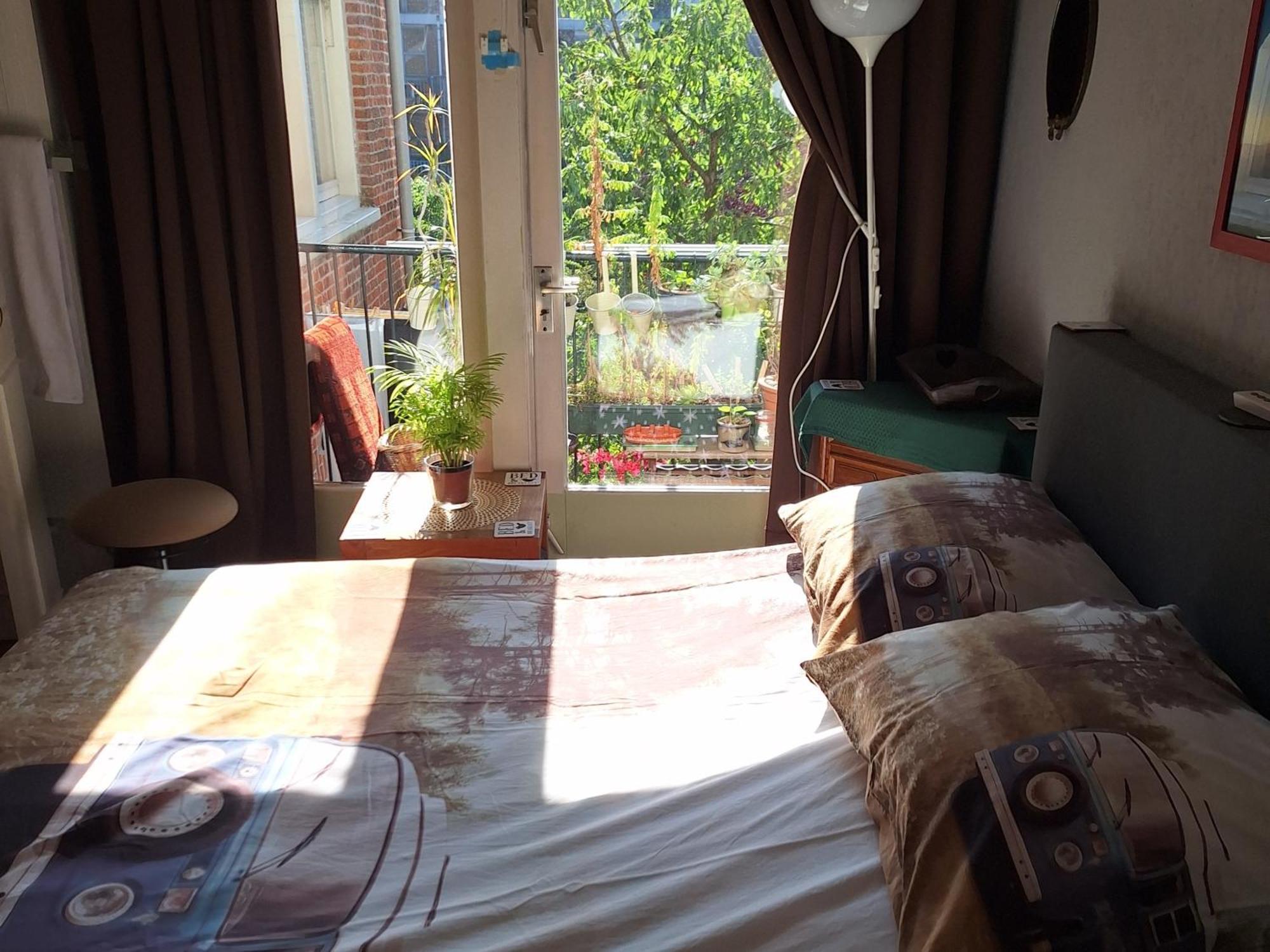 Homey Budget Bedroom * Amsterdam