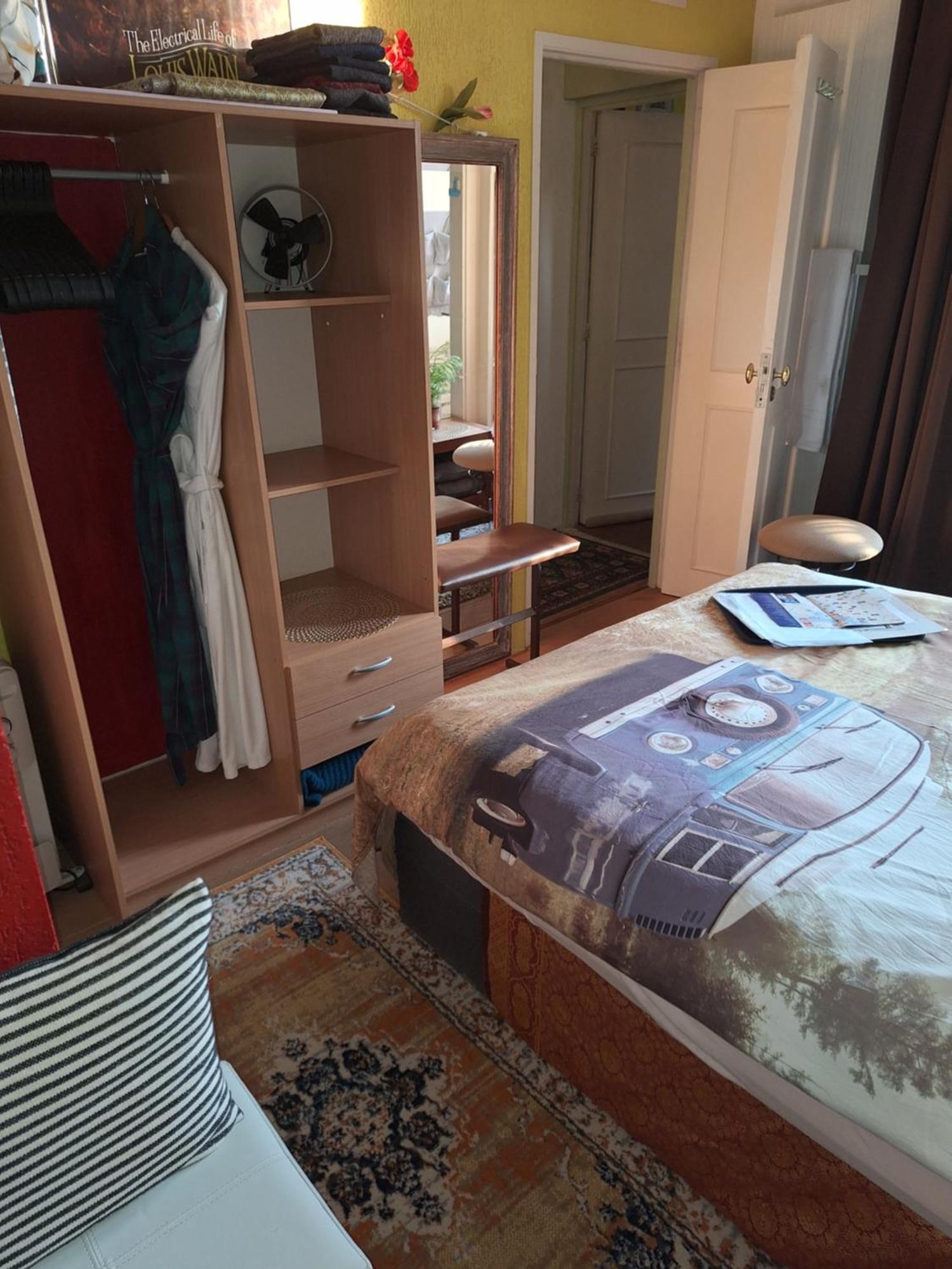 Privatunterkunft Homey Budget Bedroom *