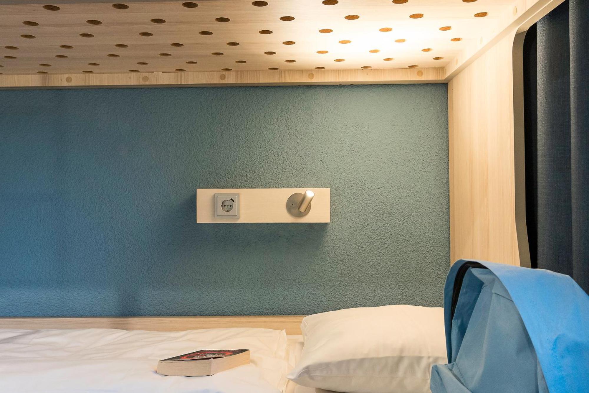 Hotel Meininger West 2*