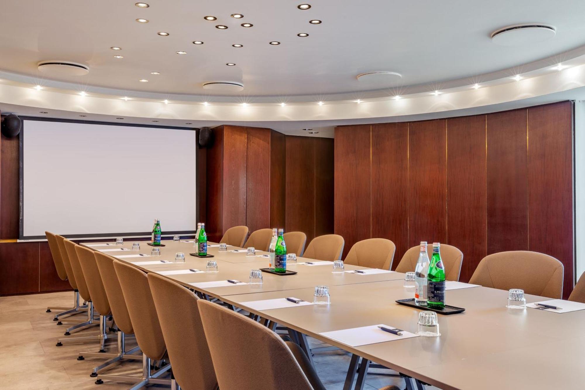 Hotel Apollo Amsterdam, A Tribute Portfolio 4*
