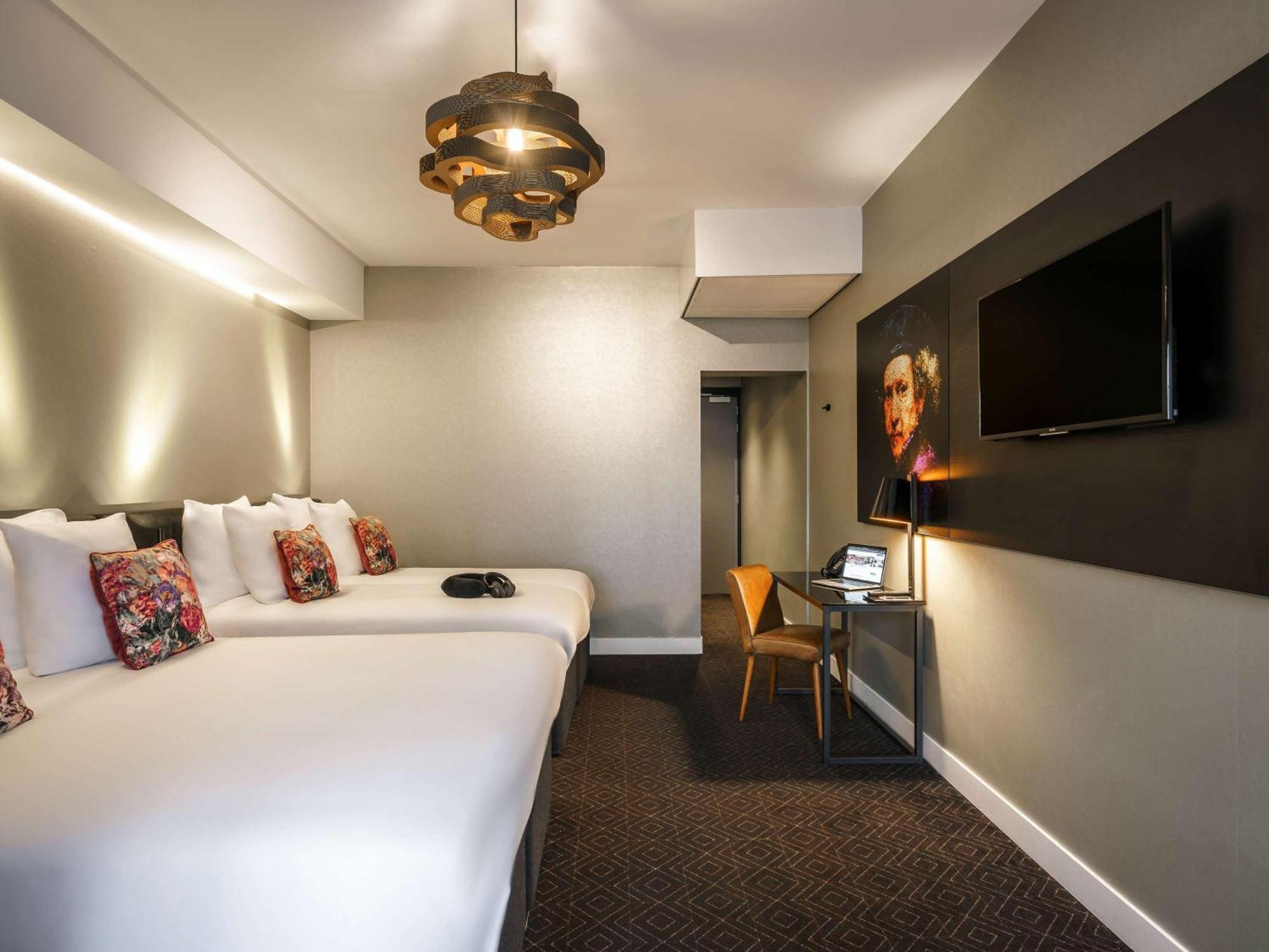 Mercure Sloterdijk Station 4*