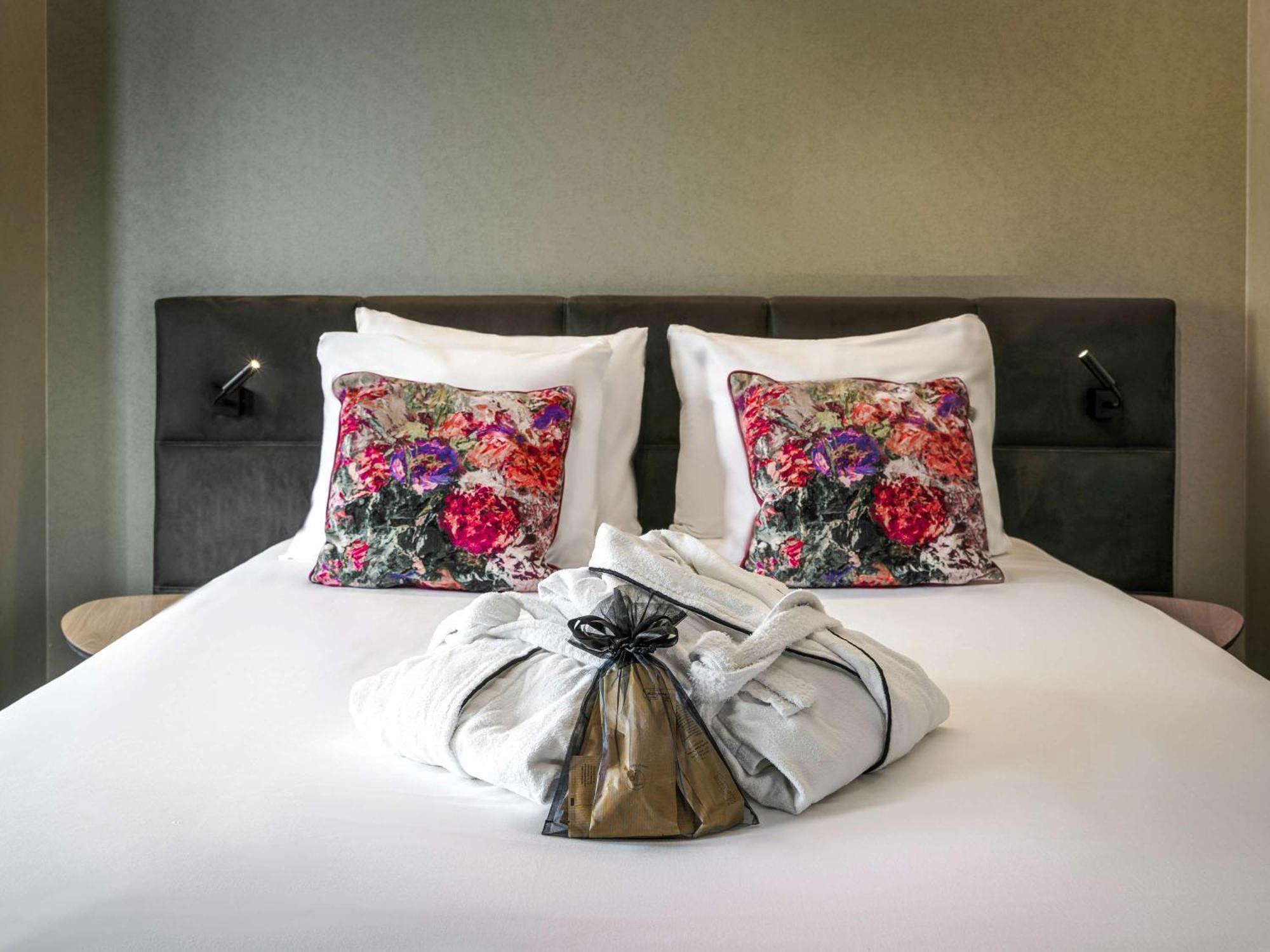 Mercure Sloterdijk Station 4* Amesterdão