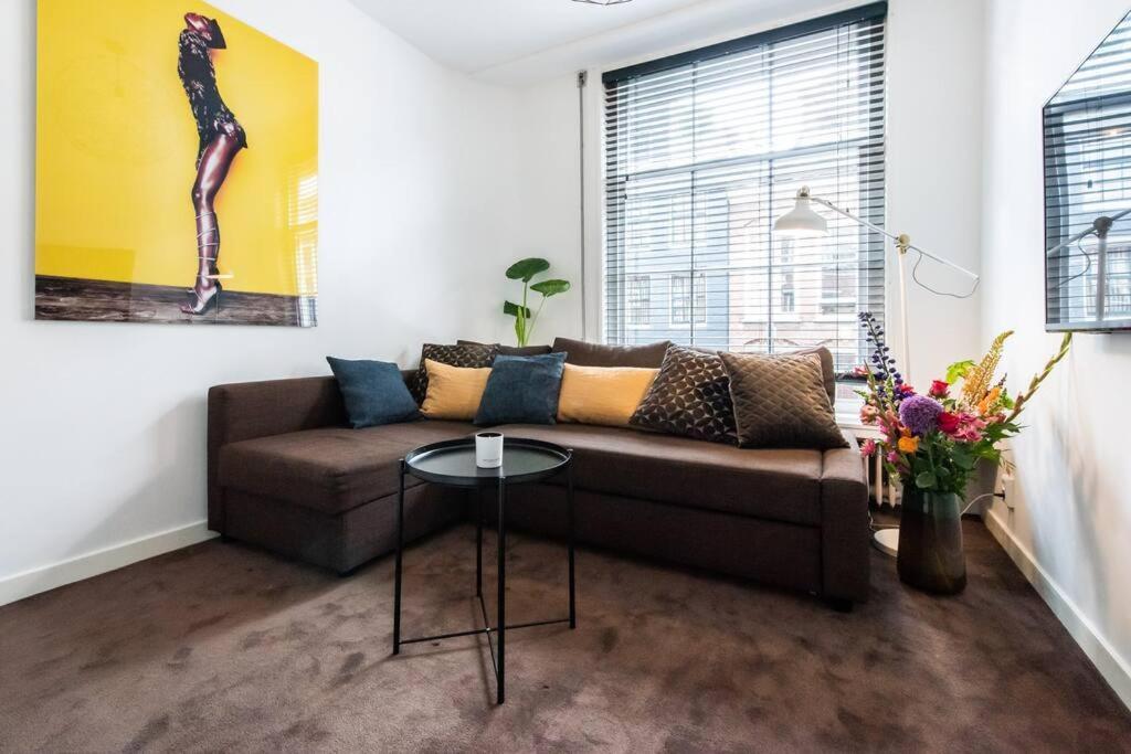Luxurious Boutique In Center Acomodação com café da manhã  *