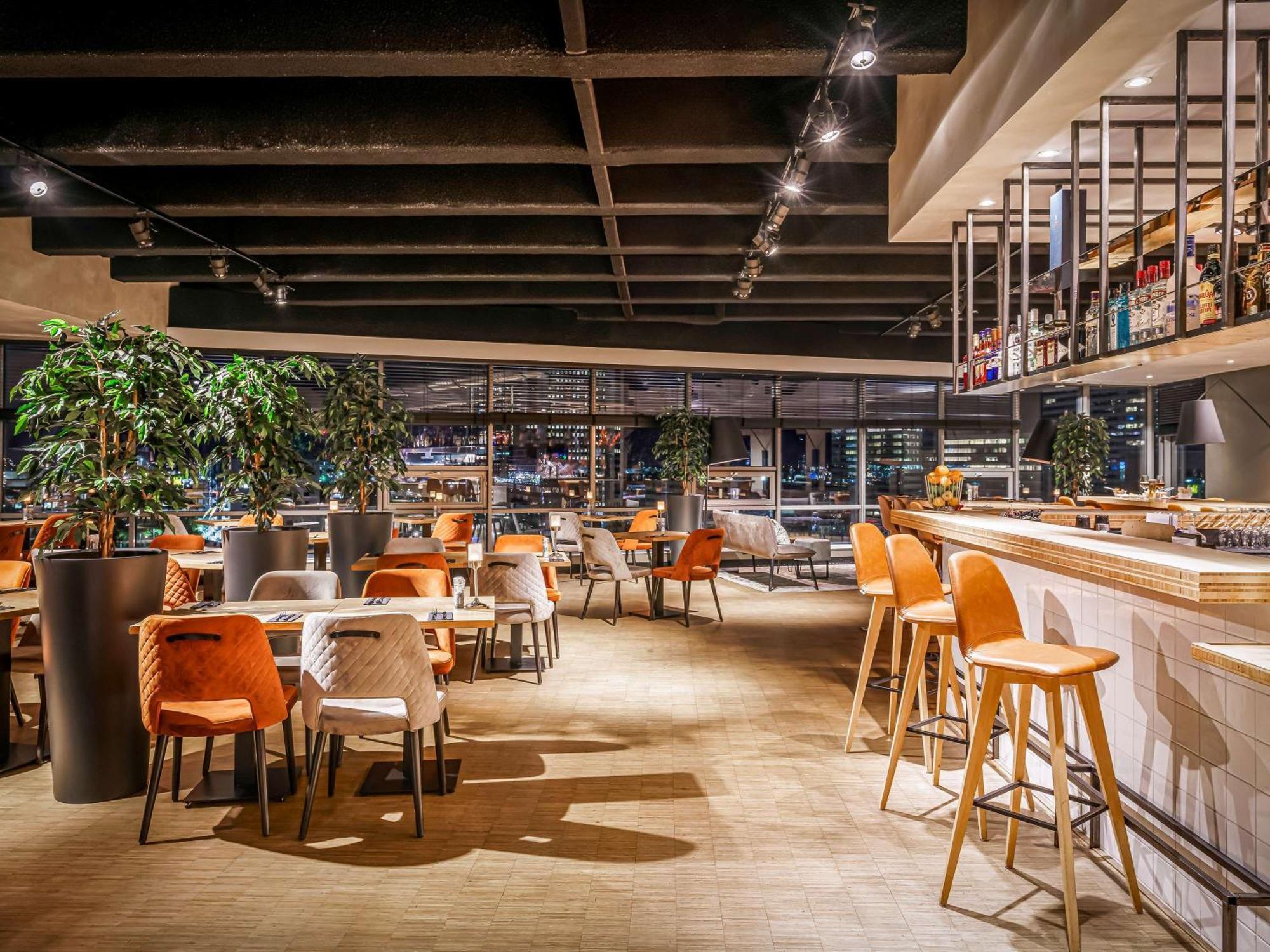 Mercure Sloterdijk Station Hotel
