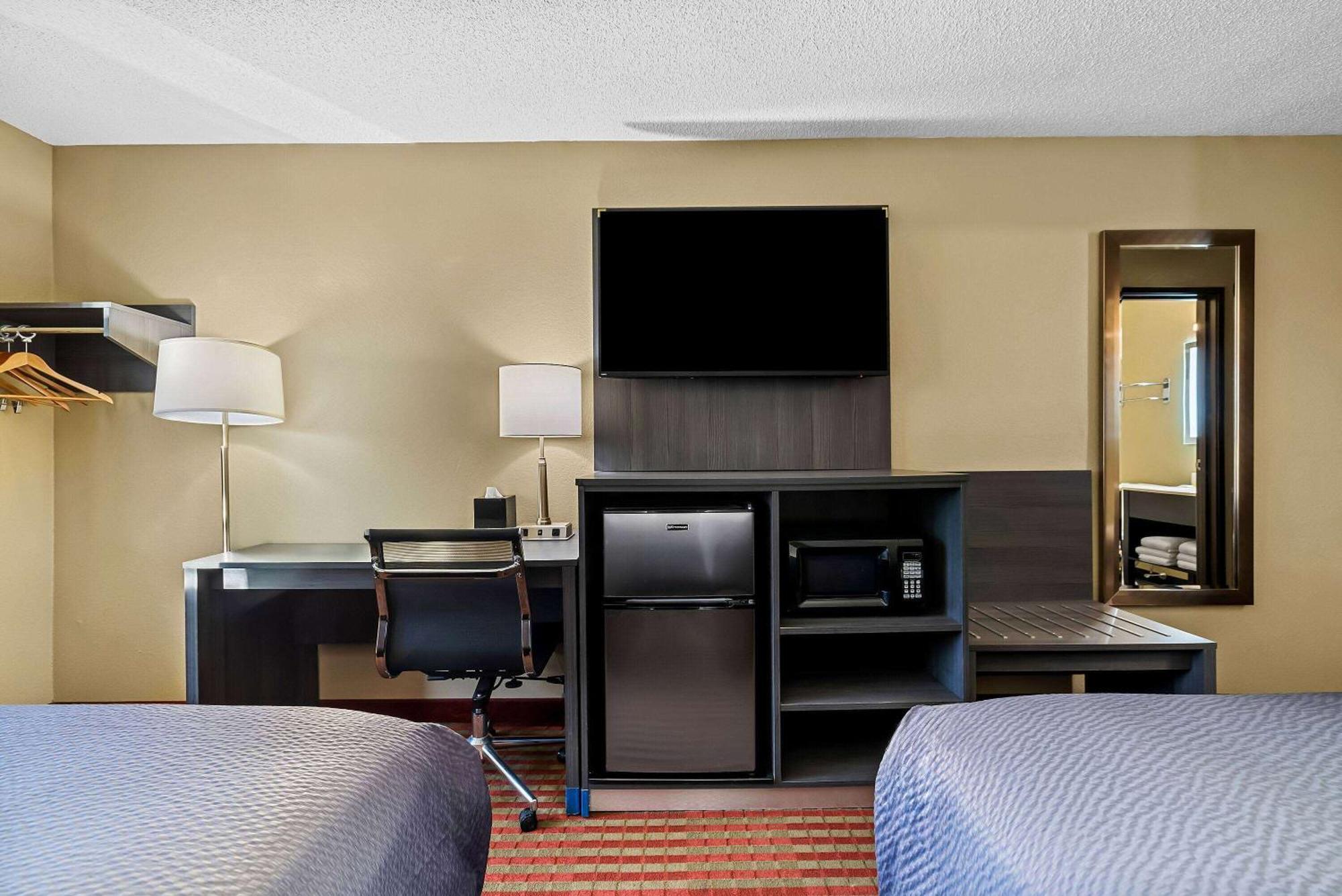 Super 8 By Wyndham