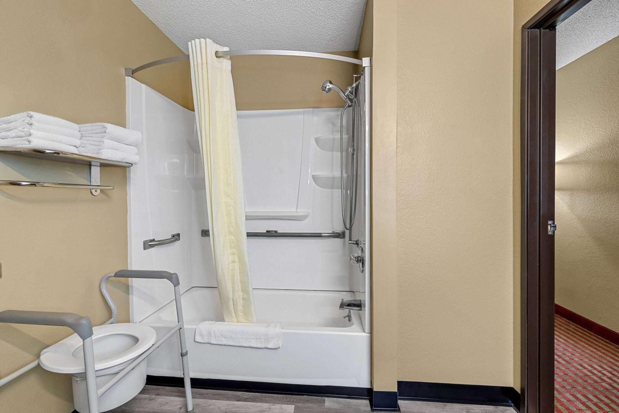 Hotel Super 8 By Wyndham
