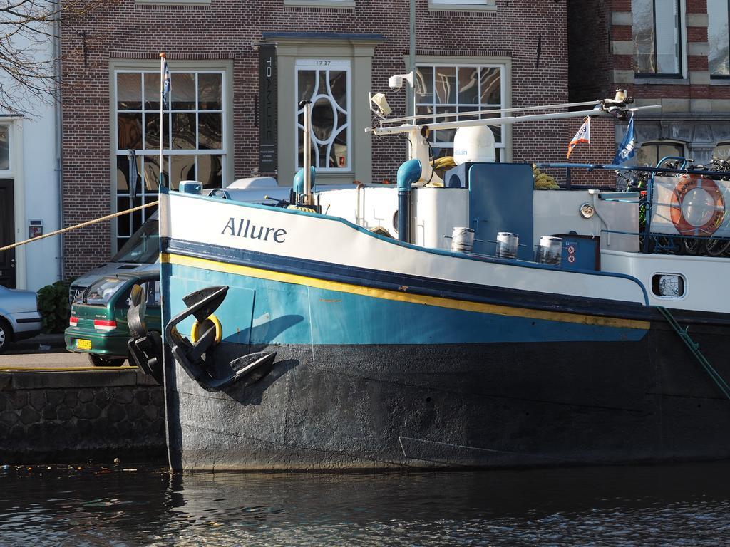 Hotelboat Allure Hotel 2*