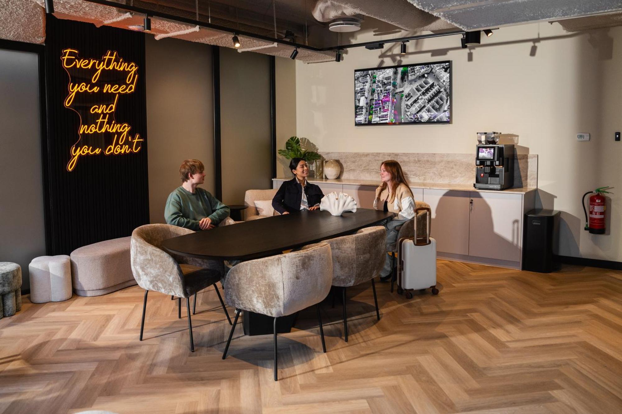 Cabins Hotel Amsterdam Nhà trọ Amsterdam