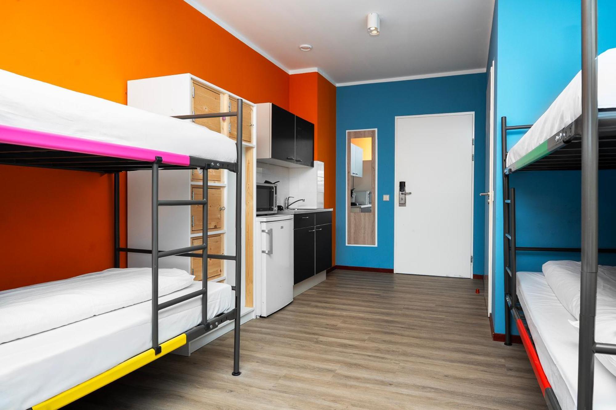 Hotel Teleport 3*