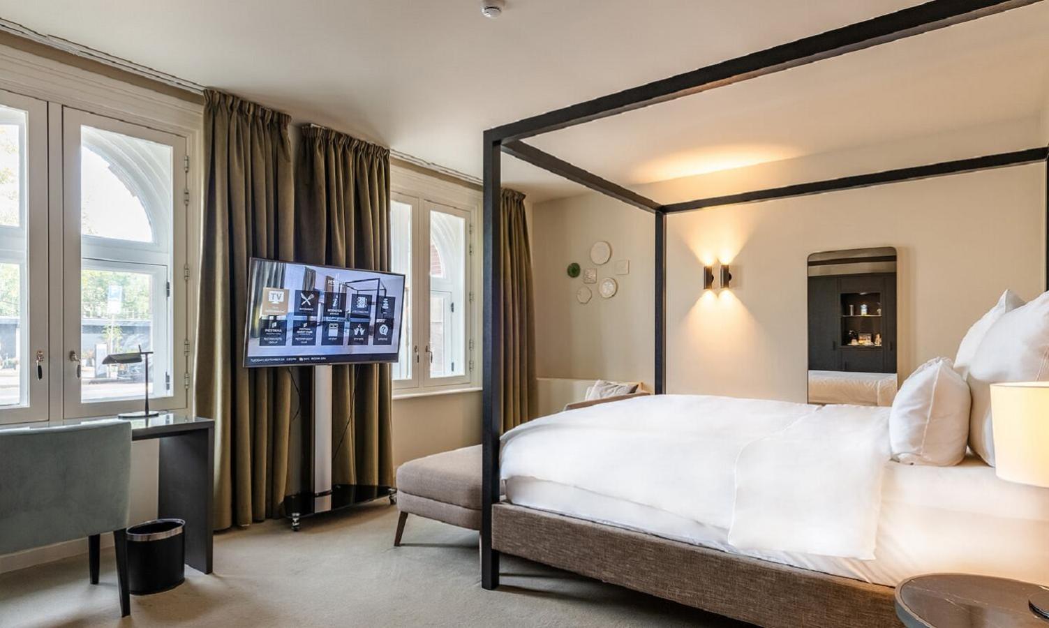 Hotel Pestana Riverside