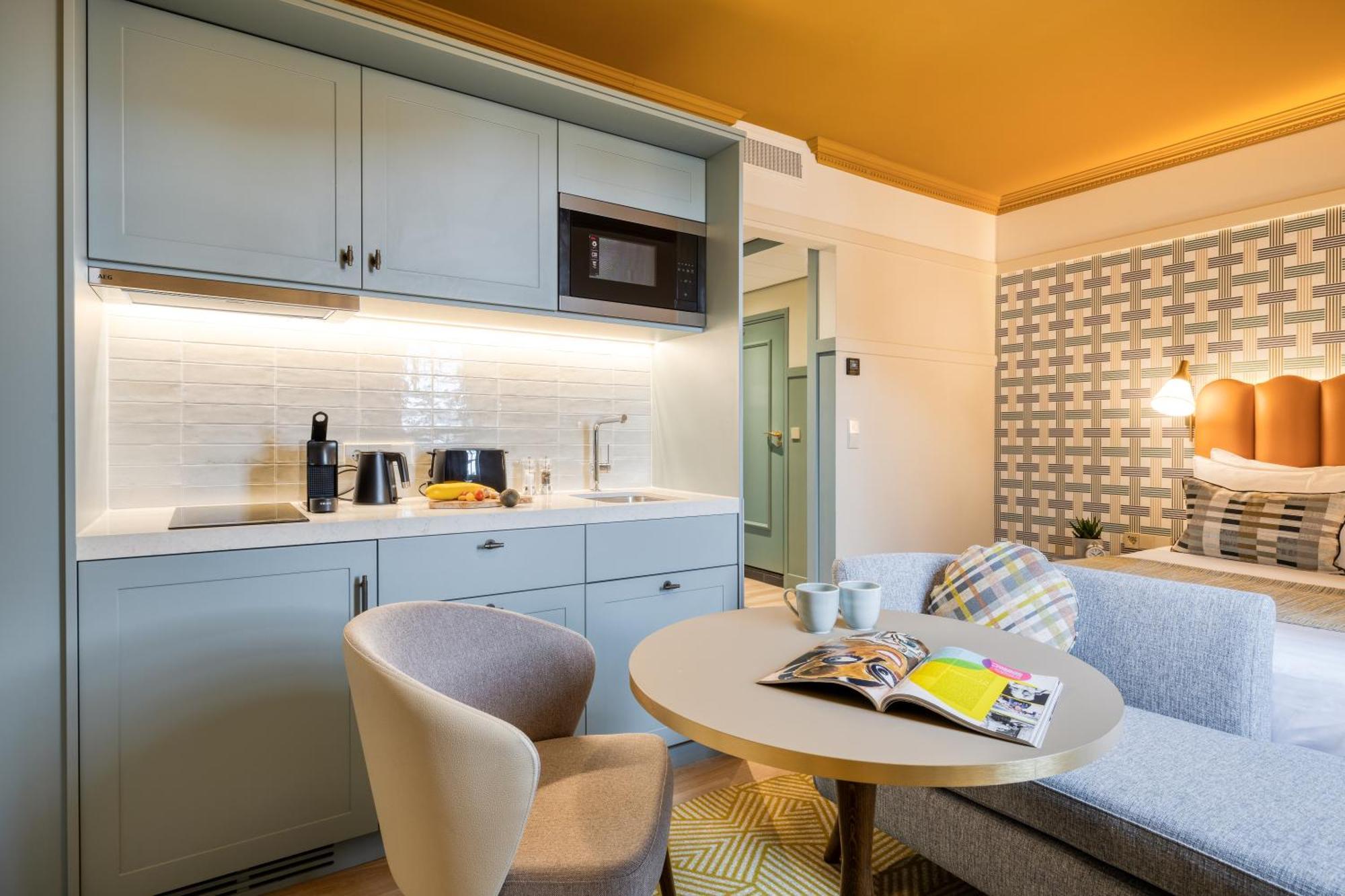 Khách sạn hẻo lánh Citadines Canal