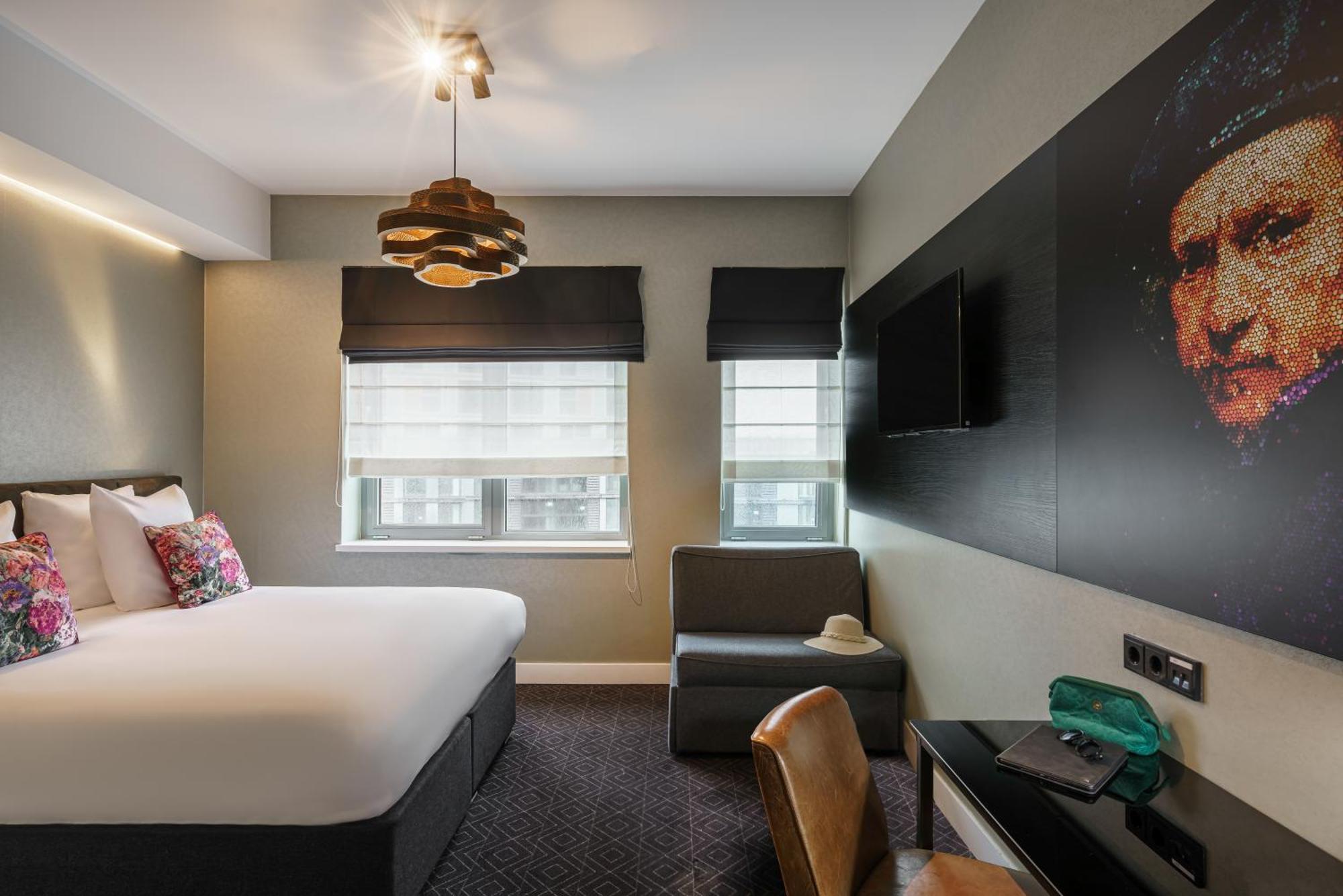 Mercure Sloterdijk Station Hotel
