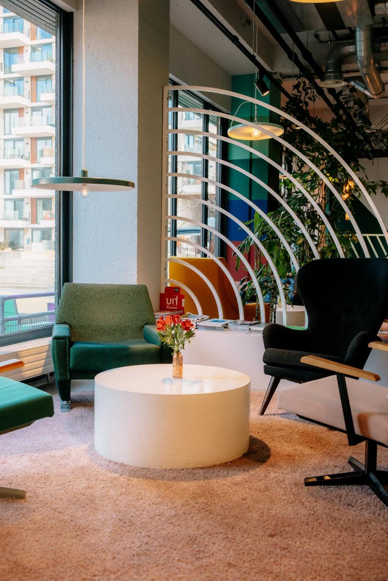 The Social Hub West 4 Star Khách sạn