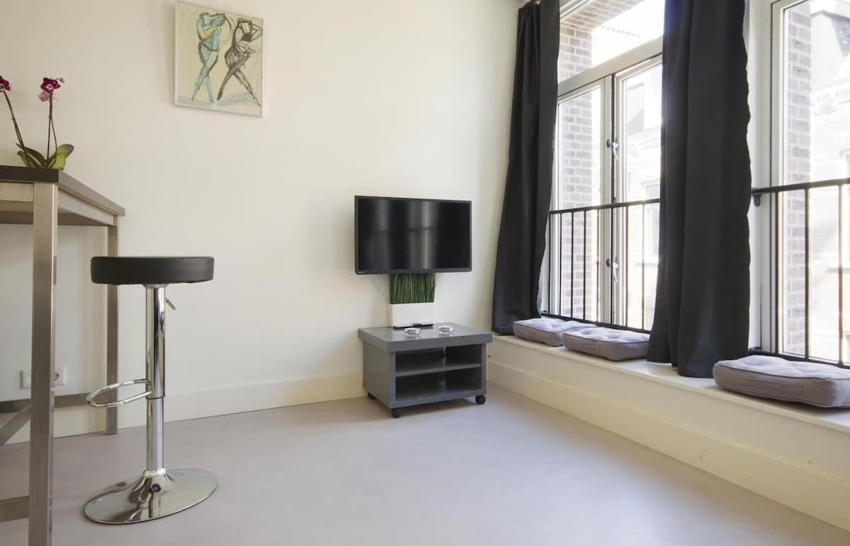 Tweede Laurierdwarsstraat Nhà nghỉ