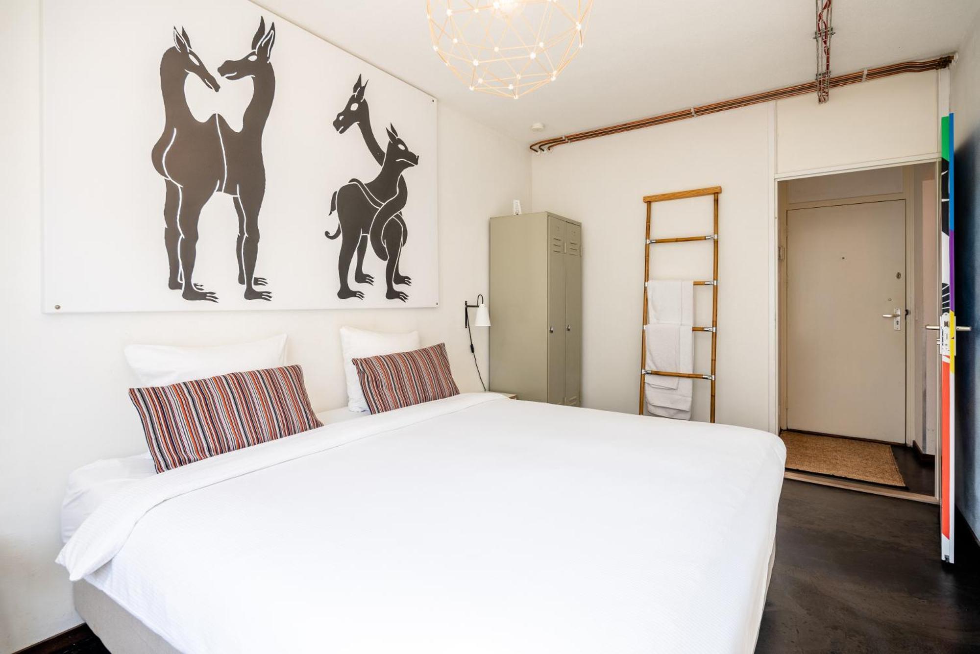 Zuid Oost Heesterveld Zoh Khách sạn Amsterdam