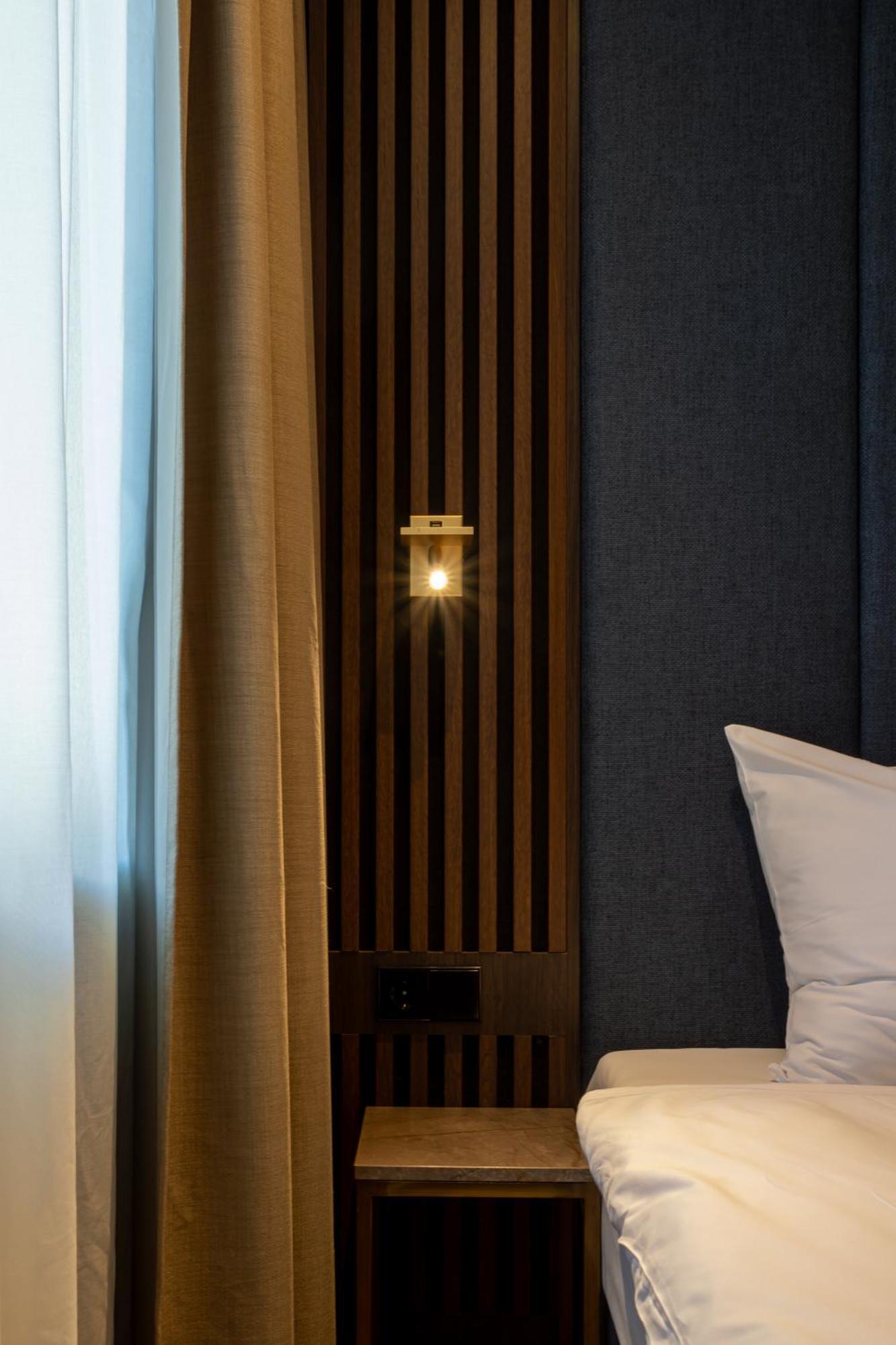Dream Khách sạn