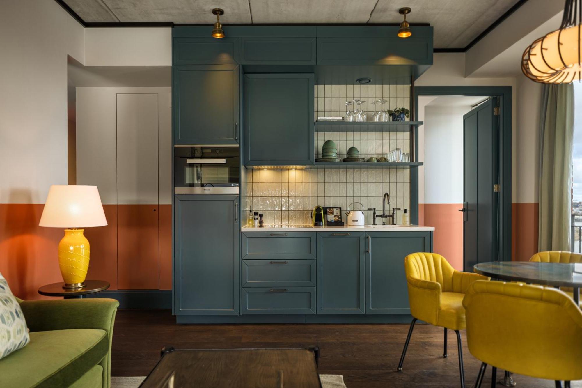 The July - Boat & Co Khách sạn 4*