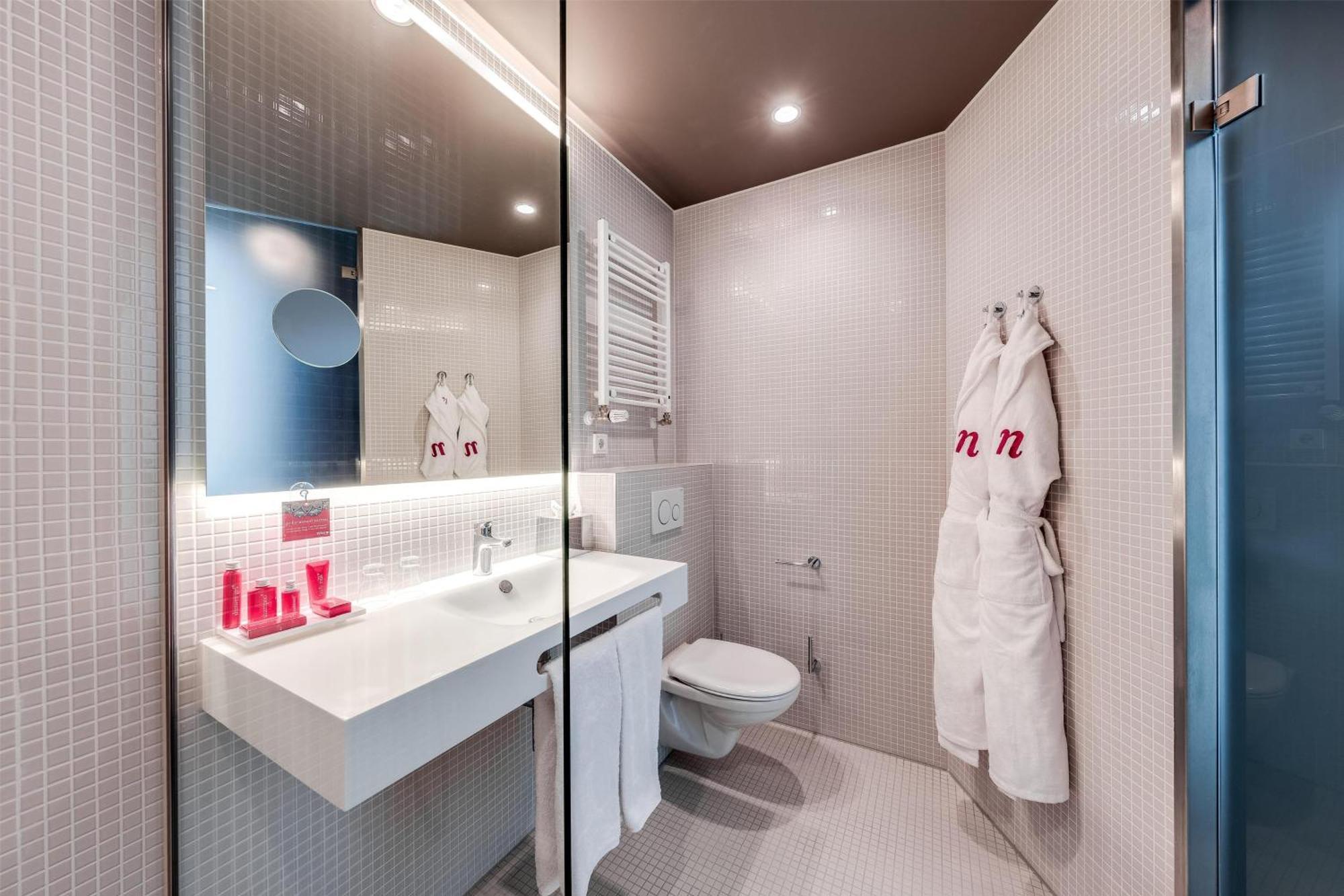 Khách sạn Nhow Rai 4*