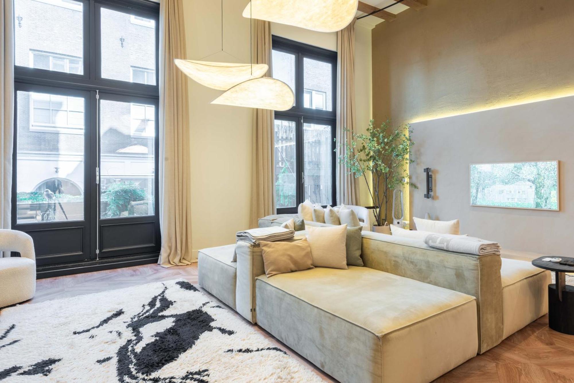 Apartamento Newly Renovated Luxurious 200 Sqm Loft In Centre