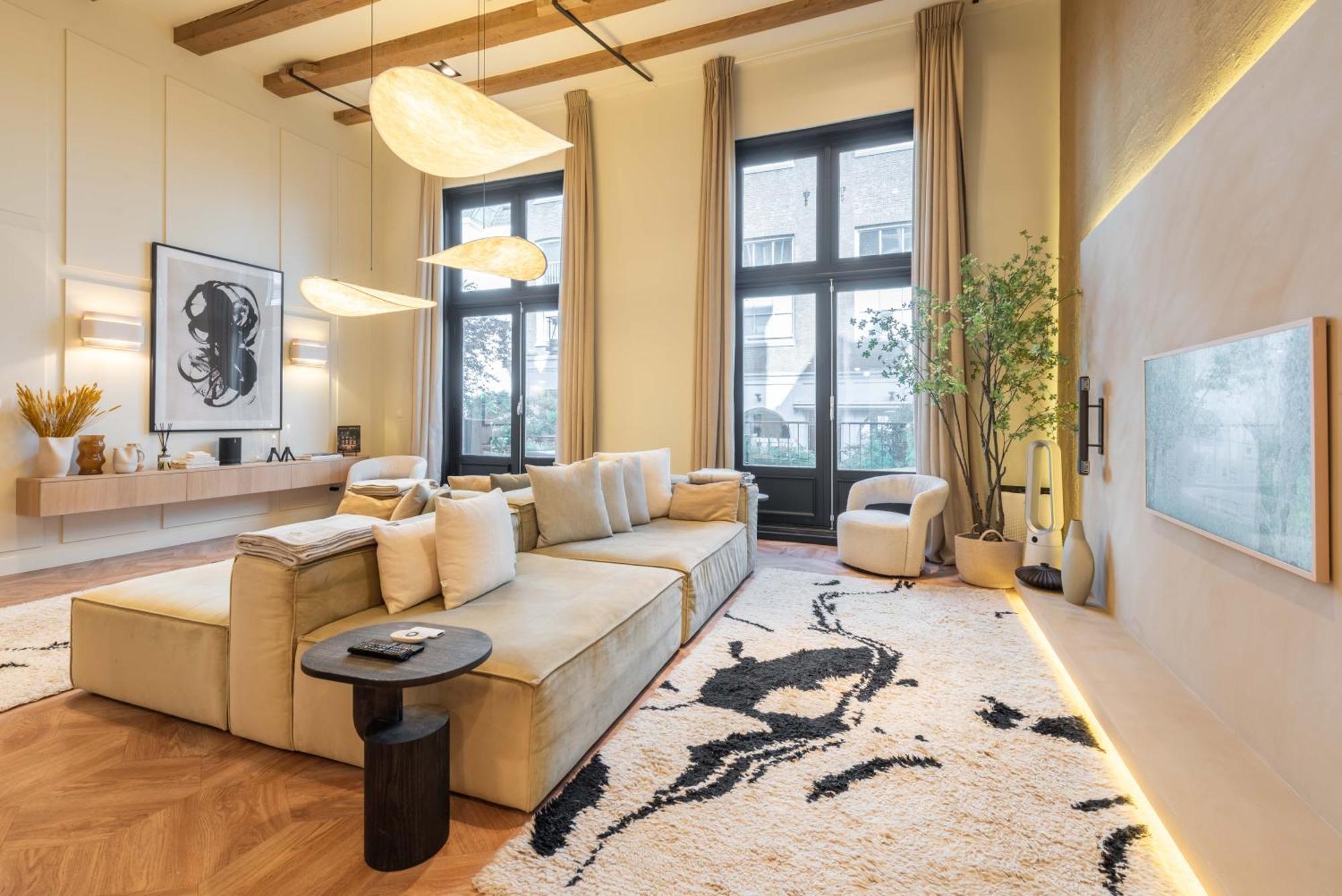 Newly Renovated Luxurious 200 Sqm Loft In Centre Apartamento *