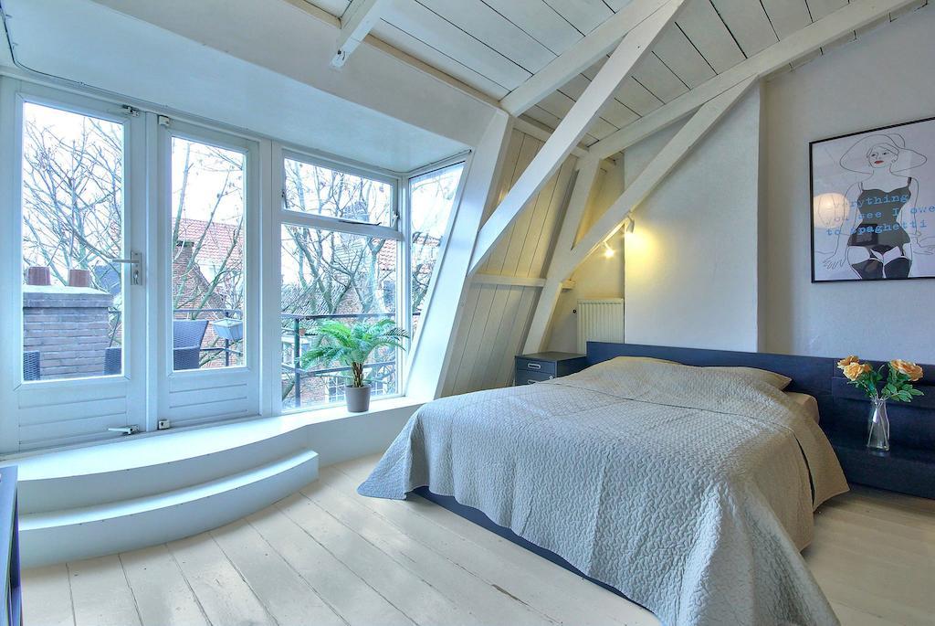 Apartment Sweet *