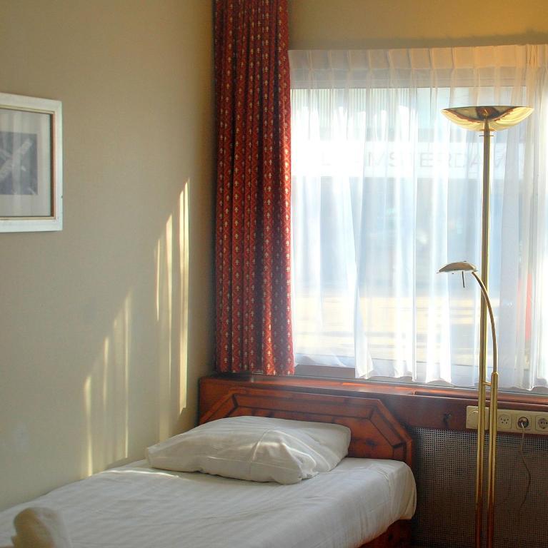 Budget Hostel Bargain Toko Auberge de jeunesse Amsterdam