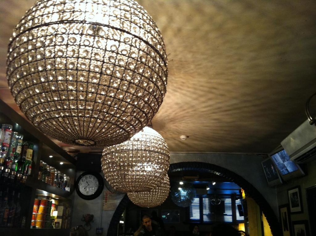 Greenhouse Effect Hotel