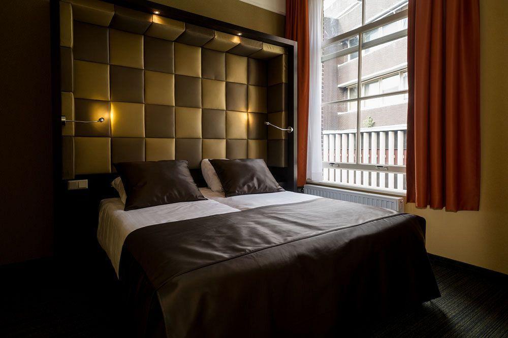 Khách sạn hẻo lánh Golden Mansion 3*