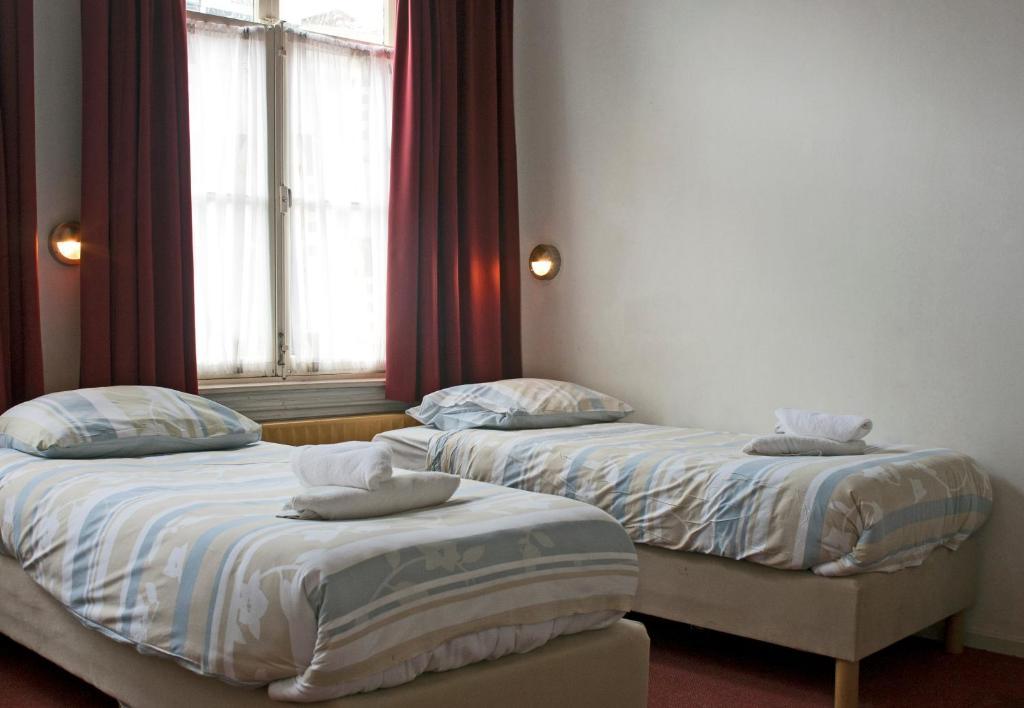 Torenzicht Khách sạn Amsterdam