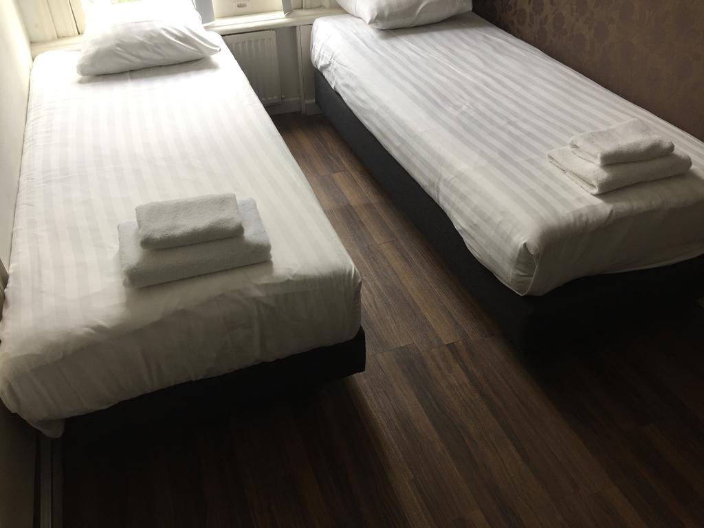 Khách sạn Hotel Amsterdam Inn 2*