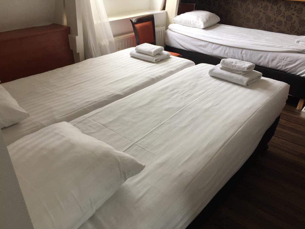 Khách sạn Hotel Amsterdam Inn