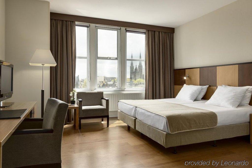 Nh City Centre Khách sạn 4*