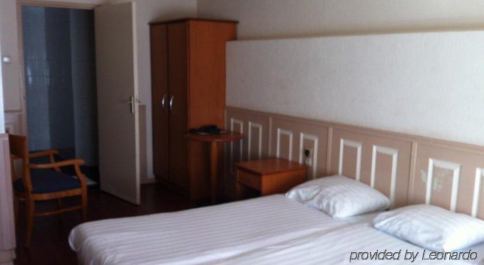 Hotel Delta City Center 3*