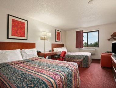 Hotel Super 8 By Wyndham 2*