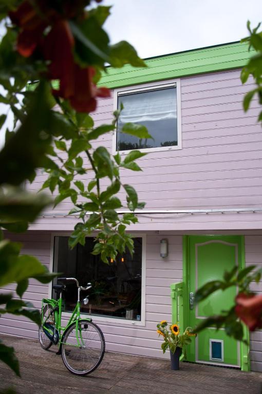 Minties Houseboat Frühstückspension Amsterdam