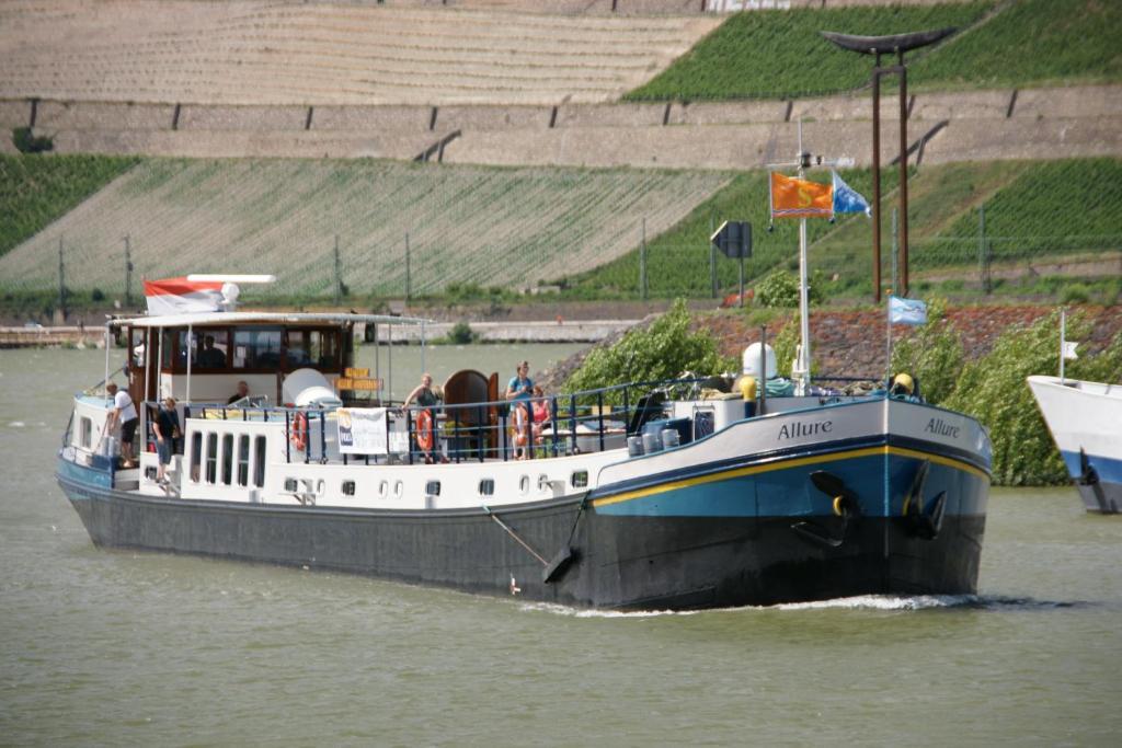Hotelboat Allure Hotel 2*