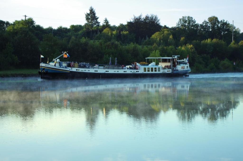 Hotel Hotelboat Allure