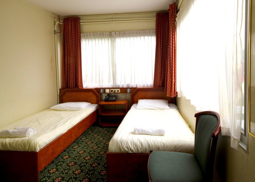 Western Khách sạn 3*