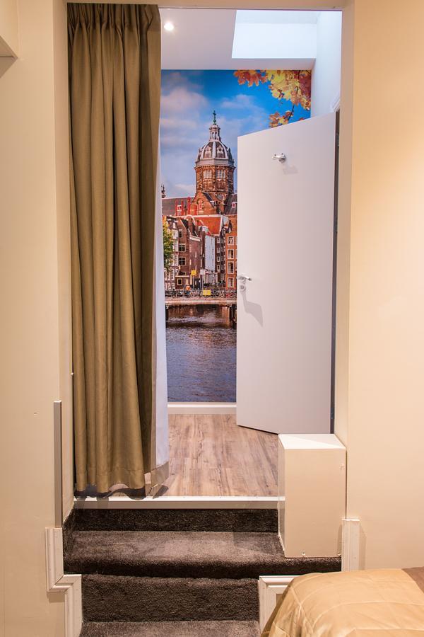 Royal Plaza Khách sạn 3*