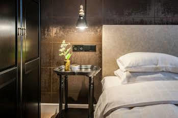 Bed & Breakfast City Studios 3*
