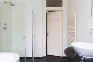 Marnix360apartments Modern