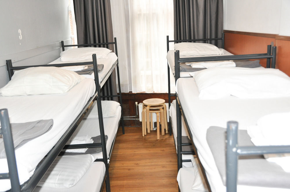 Travel Hotel