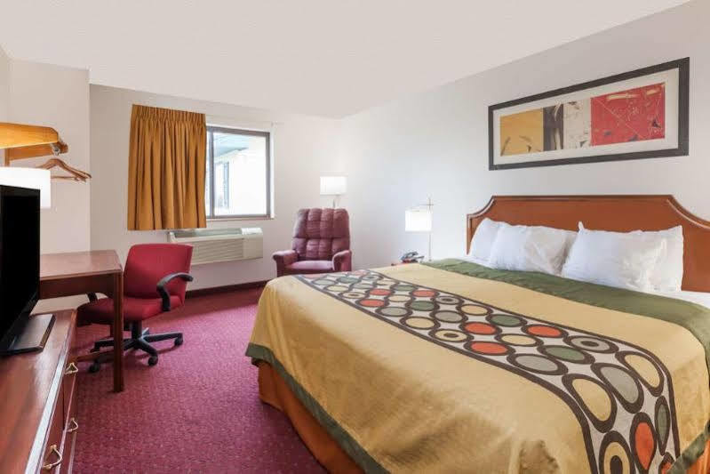 Super 8 By Wyndham