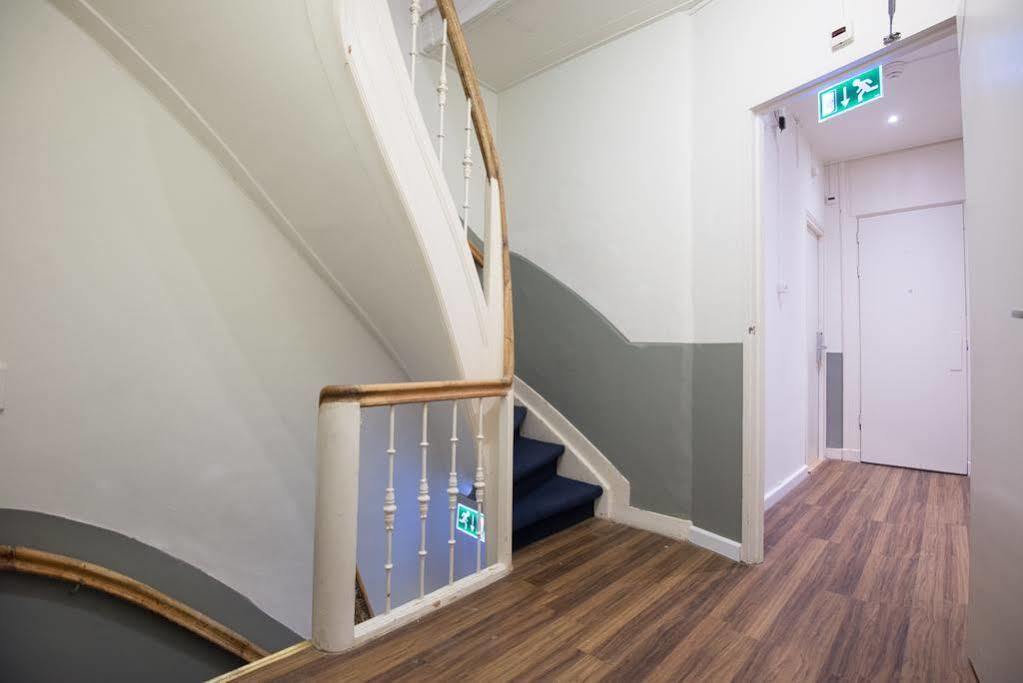 Khách sạn Hotel Amsterdam Inn 2*