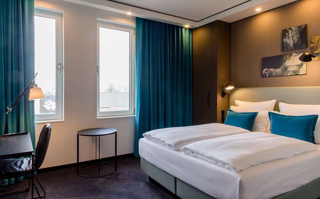 Khách sạn One Amsterdam-waterloop